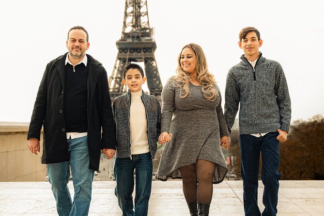 Photoshoot in Paris - Eiffel Tower - Weather, crowds, and the limits of a public monument