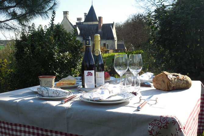 Picnic in the Vines - A Unique Loire Wine Experience - A château with 13 generations of family wine making