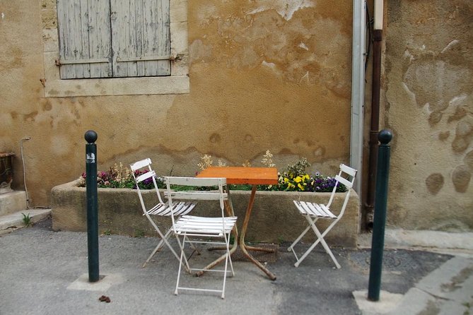 Picturesque Luberon - From AIX-EN-PROVENCE - Is $156.89 a fair price?