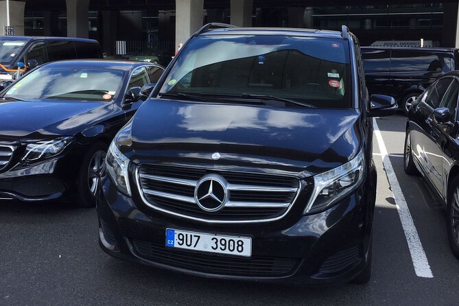 Private Arrival Transfer from CDG or ORLY airports to Paris city - Key points at a glance