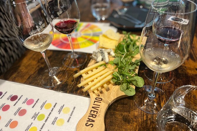 Private - Best of Bordeaux Walking Tour + Glass of Bordeaux Wine - The guides make the largest difference