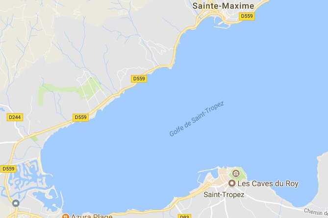 Private Boat Charter in the Bay of St Tropez - Baie des Canoubiers: the best all-round water stop
