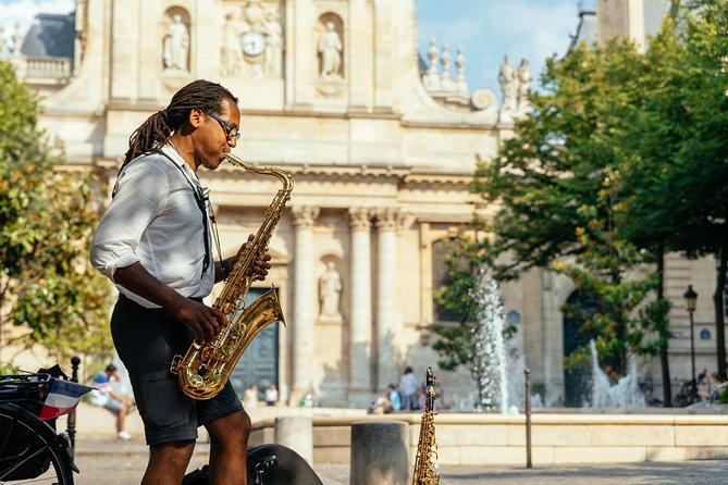 Private City Kickstart Tour: Paris - Saint-Germain-des-Prés, bakeries, and side streets