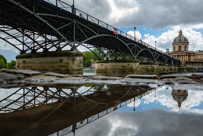 Private Cruise to Discover Paris - What the boat provides, and what you should bring