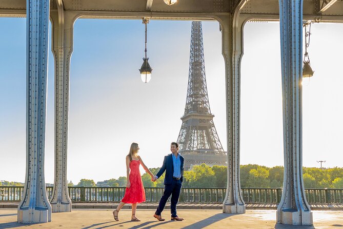 Private Guided Professional Photoshoot by the Eiffel Tower - What the one-hour Eiffel Tower session is really like