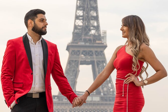 Private Guided Professional Photoshoot by the Eiffel Tower - Weather, clothing, and practical preparation
