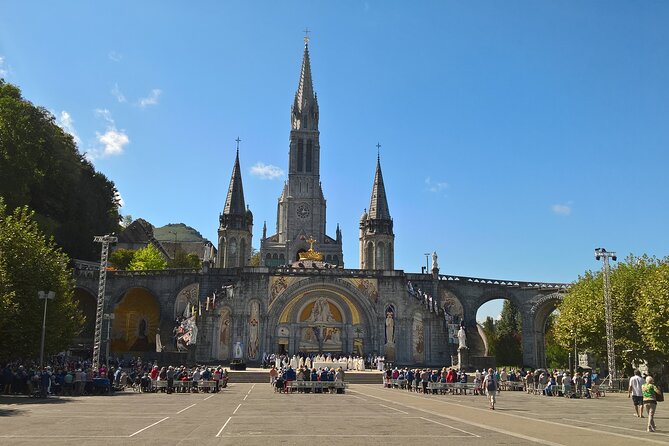 Private guided tours of Lourdes / Walking tour - Meeting Bernadette at the Moulin de Boly