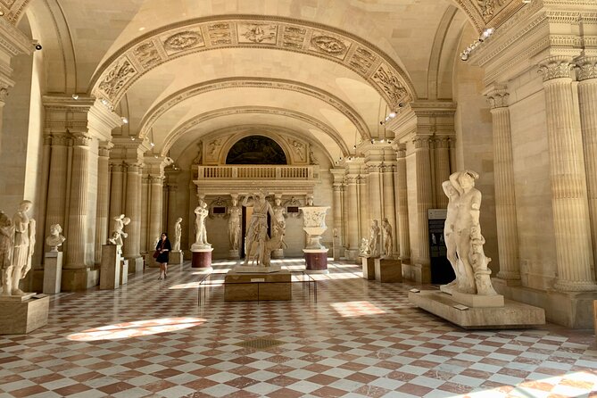 PRIVATE Louvre Wonders & Hidden Treasures Visit - The Louvre as palace, museum, and maze