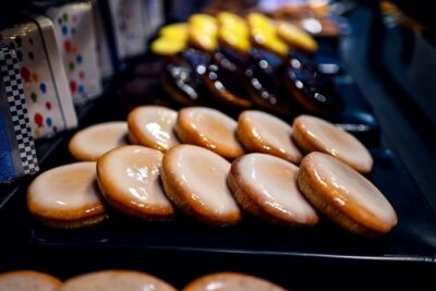 Private Montmartre Food Tour with Wine, Cheese & Pastries