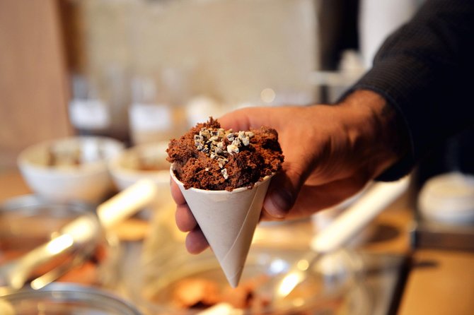 PRIVATE Paris Food Tour in Saint Germain District: 10 Tastings - The guide makes or breaks the afternoon