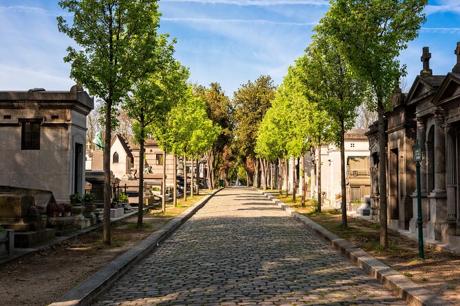 Private Père Lachaise Cemetery Walking Tour - Who Should Book This Walk?