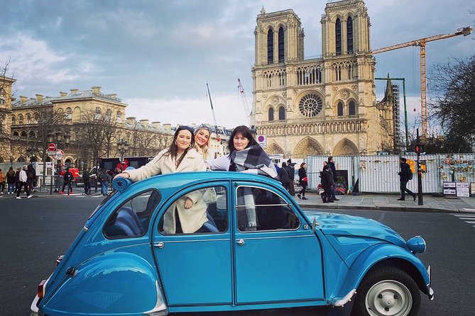 Private ride in a Citroën 2CV in Paris - 2h - Opera Garnier, Place Vendôme, and polished Paris