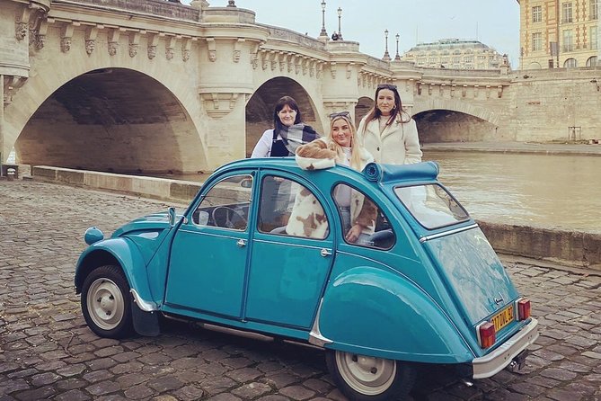 Private ride in a Citroën 2CV in Paris - 2h - Price, timing, and who gets the best value
