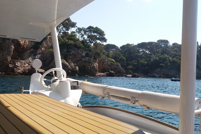 Private ride with sea bath in Solar Catamaran - What to bring and what not to expect