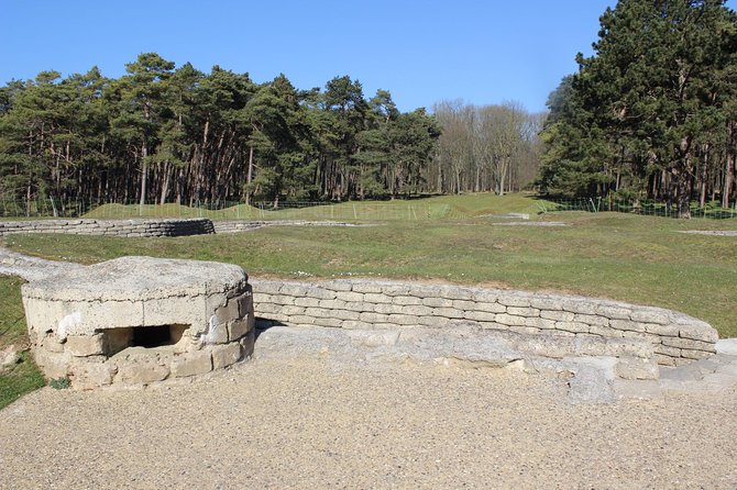 Private Round Trip Transfer to Vimy Ridge from Arras - The cemetery stops that can change the day