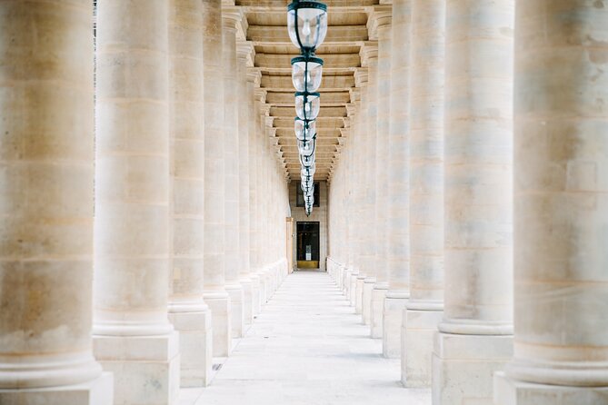 Private Screen to Streets: A TV Show-inspired Paris Walking Tour - Cour Carrée and the Louvre Approach