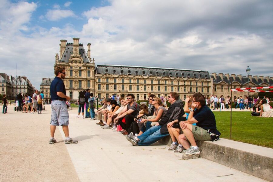 Private Secrets of Paris Bike Tour - Guide quality: the part that can make or break the ride