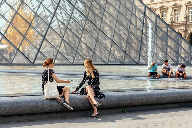 PRIVATE TOUR: Highlights & Hidden Gems of Paris With Locals - Pont Alexandre III and the Seine