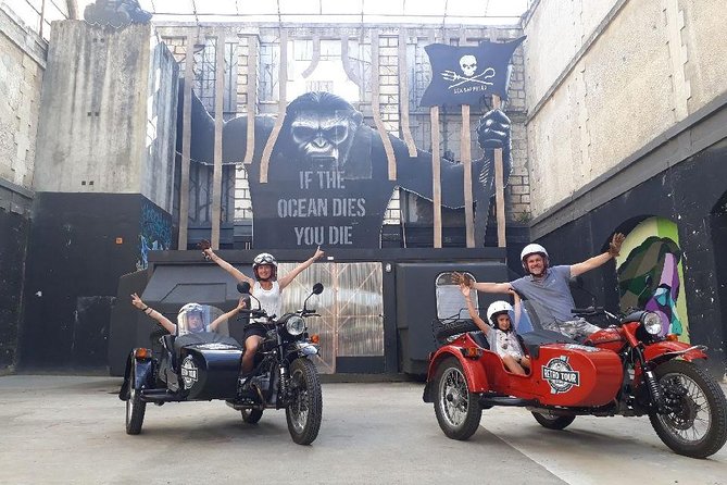 Private Tour of Bordeaux in a Sidecar 1h30 - Grosse Cloche and Cathedrale Saint-Andre