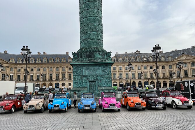 Private tour Paris Sightseeing 2 hours in Citroën 2CV - The guide makes or breaks the experience