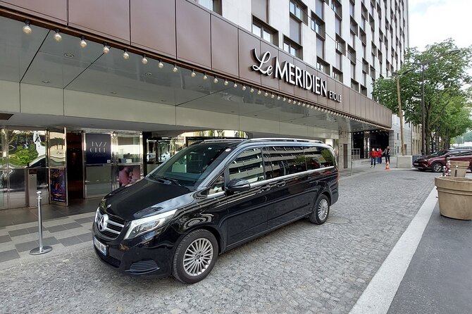 Private Transfer from CDG or ORY Airport to Paris City - Drivers make the biggest difference
