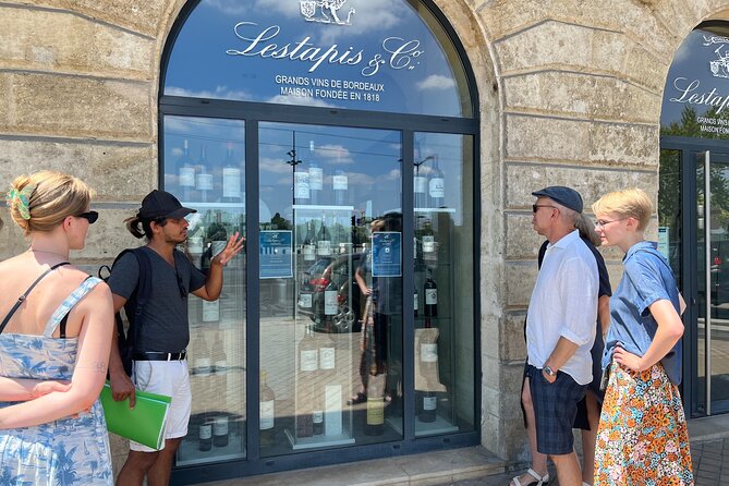 Professional - Bordeaux Wine and Cheese Tasting with a walking tour - The tasting: four wines, cheese, bread, and a blind test