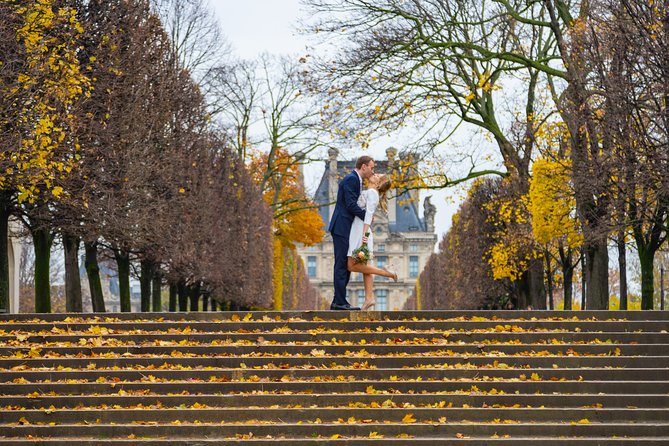 Professional Photo Shoot Walking Tour in Central Paris - The Louvre courtyard gets the longest photo time