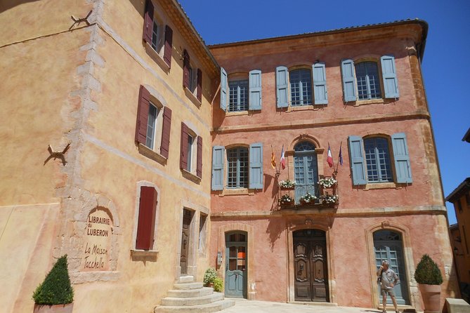 Provence in One Day Small Group Day Trip from Avignon - The Midday Avignon Changeover