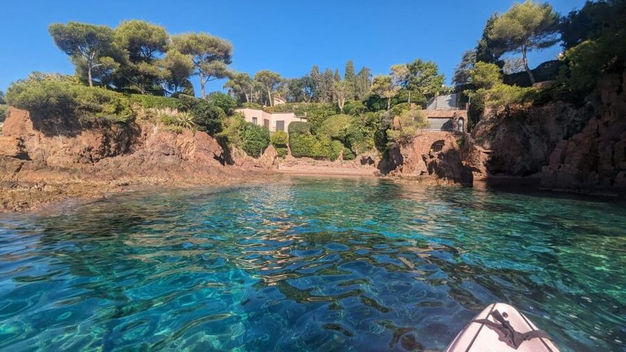 Rando Kayak Agay Guided Visit - How it compares with boat trips and other Esterel activities