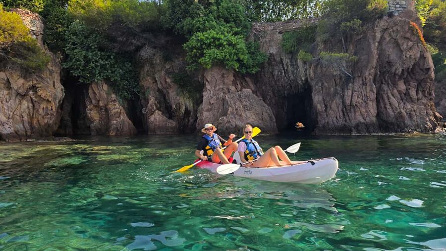 Rando Kayak Agay Guided Visit - The safety talk and first paddle