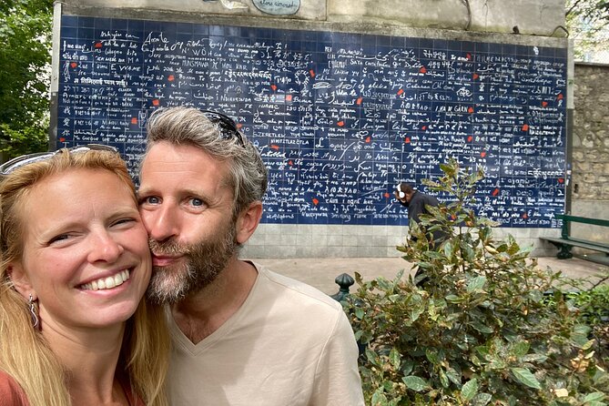 Romantic Montmartre: Paris Lost Lovers Exploration Game and Tour - Montmartre’s hills and stairs