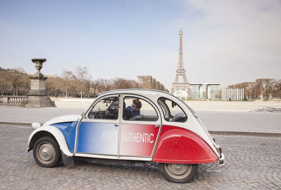Romantic Paris Vintage Citroën 2CV Tour - Why the 2CV changes the whole Paris tour