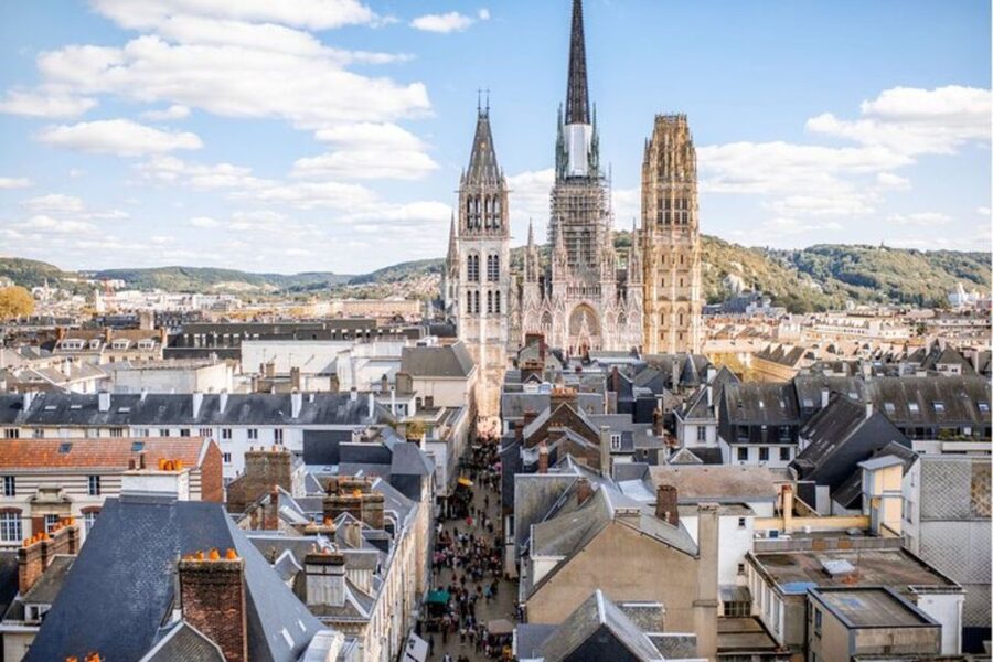 Rouen: Private custom tour with a local guide - Rouen’s main sights, seen at walking pace
