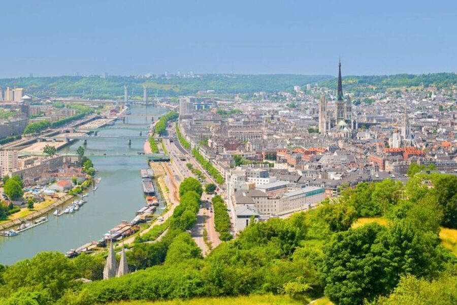 Rouen: Private custom tour with a local guide - Starting in Rouen and setting the route
