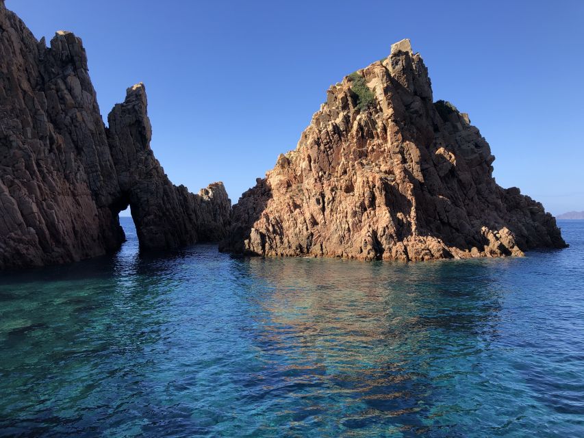 Sagone/Cargèse: Croisière Scandola, Piana, Girolata Baignade - One hour around Scandola Nature Reserve