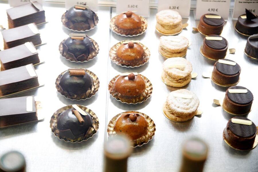 Saint-Germain-des-Prés: Pastry and Chocolate Walking Tour - The pastry stops: more than pretty window displays