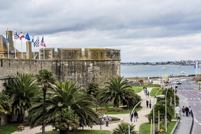 Saint-Malo: 1h30 guided boat trip (Commented FR & EN) - Key points to know before you go