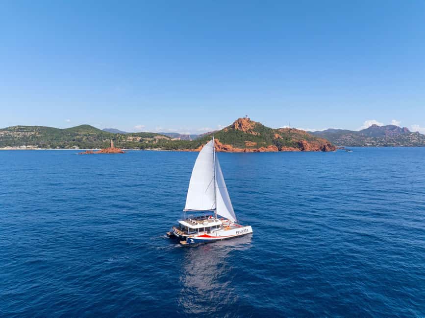 Saint-Raphaël: Golden Island Afternoon Cruise with Drinks - Key points to know before booking