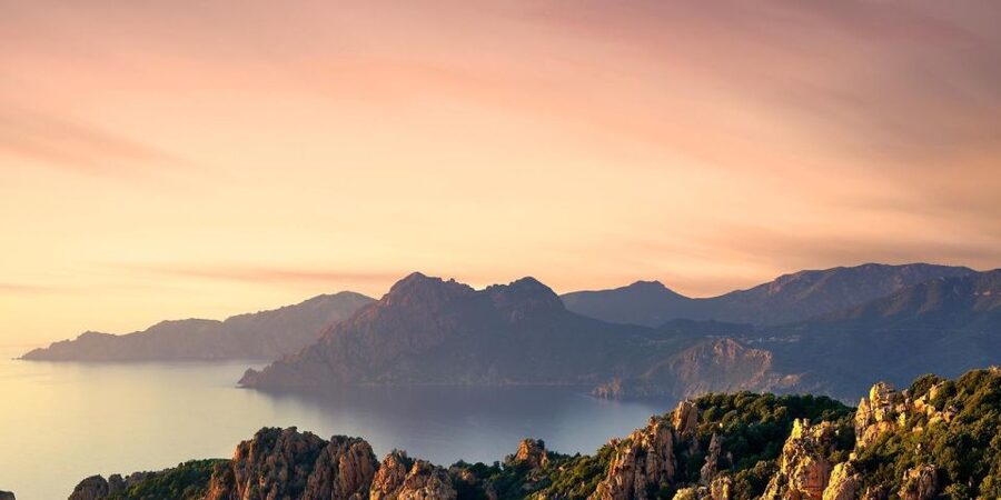 Scandola, Piana & Girolata - The cliffs and calanques of Piana