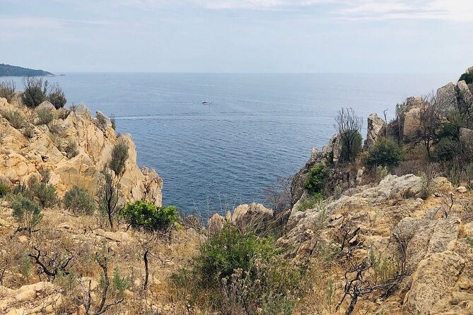 Sea kayaking in the heart of the Ramatuelle Nature Reserve - Who should book this activity?