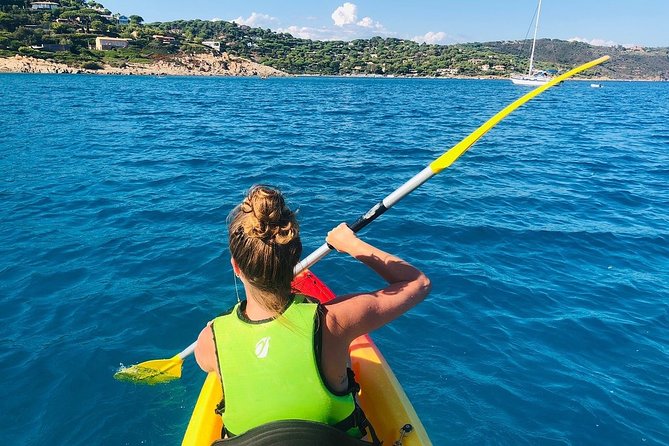 Sea kayaking in the heart of the Ramatuelle Nature Reserve - Paddling the protected Three Capes coast