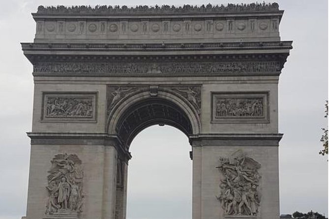 See 10+ Top Paris Sights, Fun Guide - Sacré-Cœur and the payoff from the hill