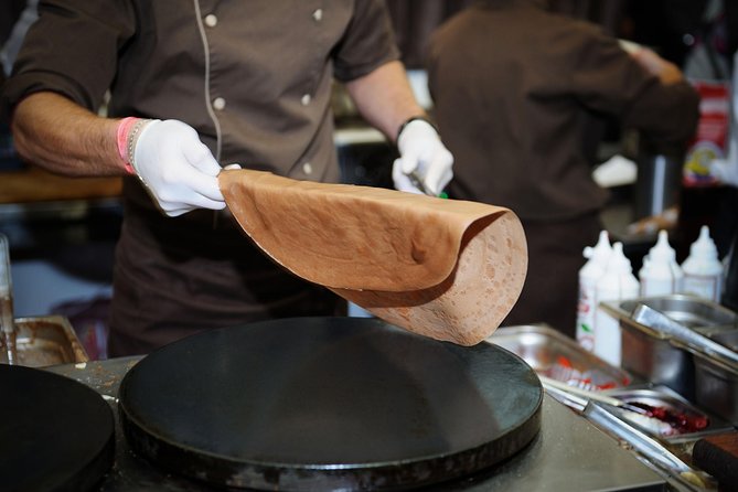 Seine River Cruise & French Crepe Tasting by the Eiffel Tower - What you see during the one-hour Seine cruise
