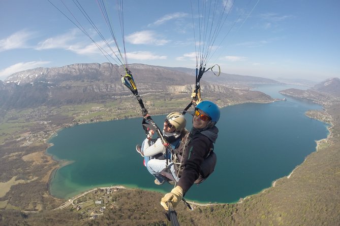 Sensation paragliding flight over the magnificent Lake Annecy - Weather, cancellation, and planning advice