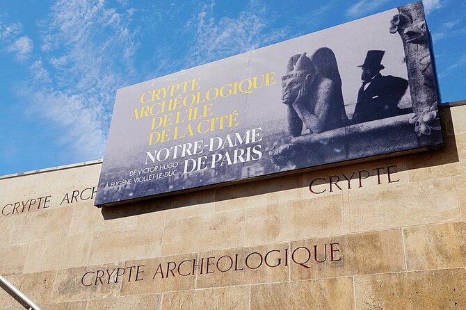 Side-car Paris Visit with a River Cruise - Louvre, Hôtel de Ville, and the historic islands