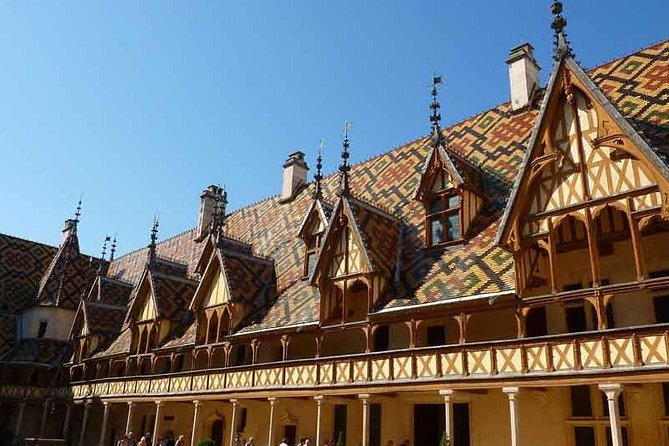 Small-Group Full-Day Tour of Côte de Nuits, Côte de Beaune Vineyards and Beaune Historical District - Is $161.32 a fair price?