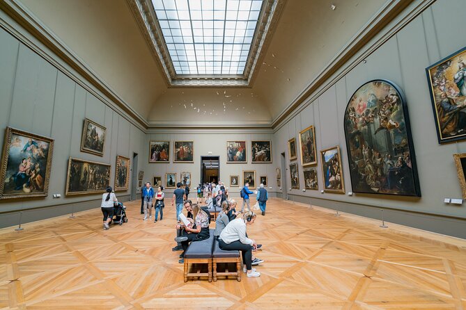 Small-Group Louvre Museum Masterpieces Tour with Access - The Apollo Gallery and royal treasures
