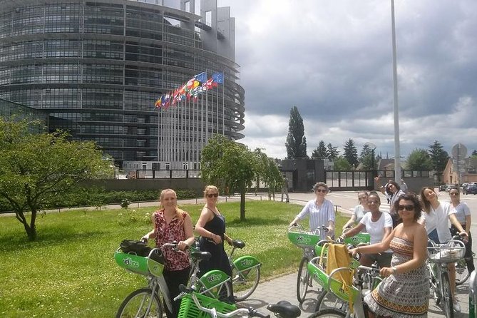 Strasbourg City Center Guided Bike Tour w/ Local Guide - Notre Dame de Strasbourg and the old island