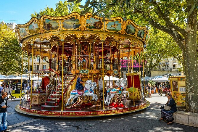 Taste Avignon – A Full French Culinary Tour by Do Eat Better - Place des Corps Saints: A sweet pause in a historic square