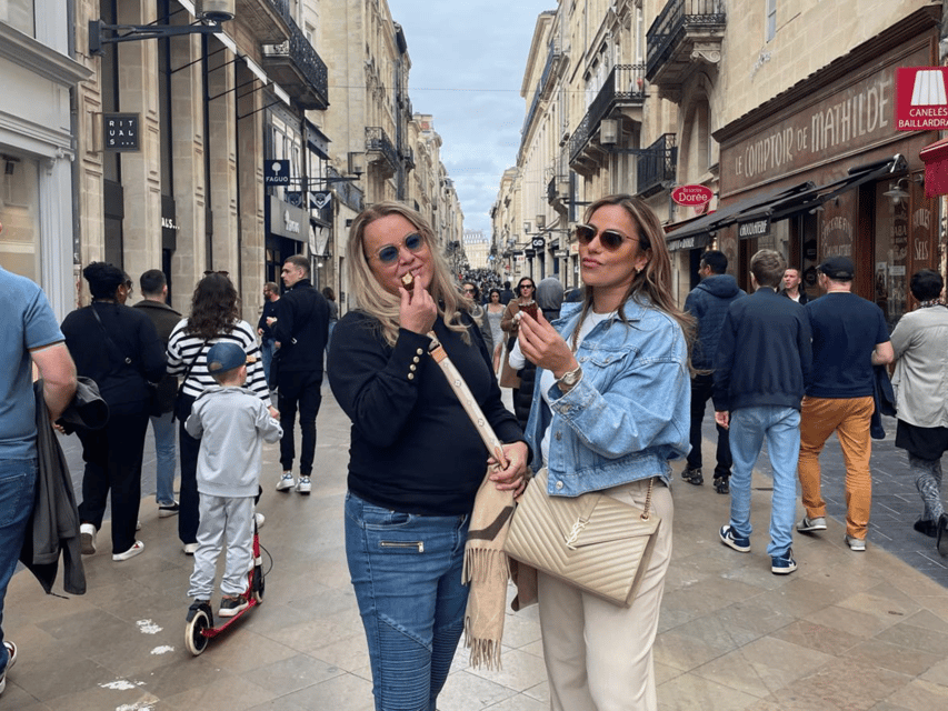 The essential in Bordeaux, private tour with a local - Key points to know before you book